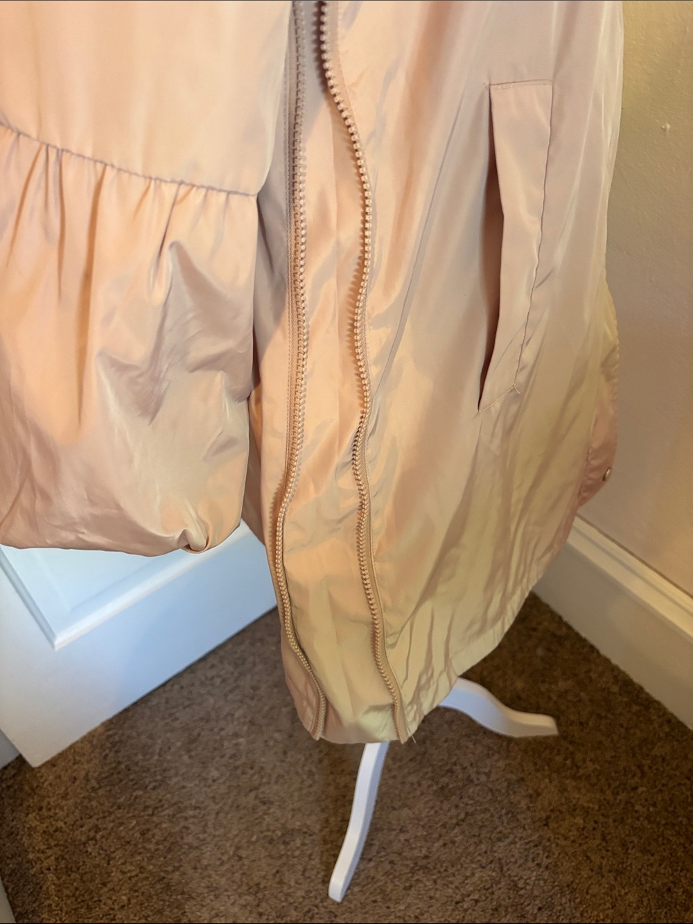 Via Spiga Pale Pink Rain Coat with Balloon Sleeves - Picture 14 of 14